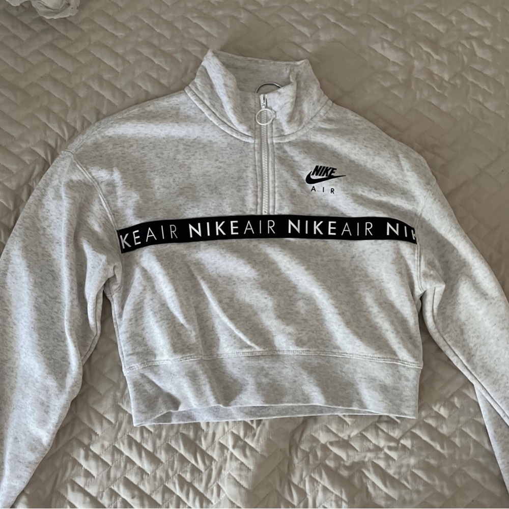 Nike sweater